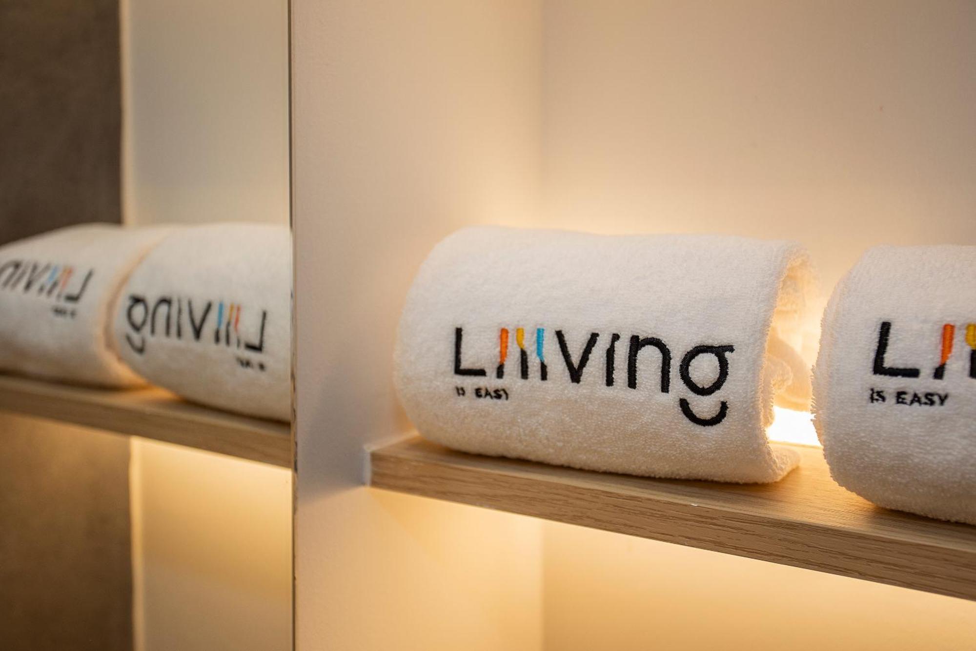 Liiiving In Porto-Mouzinho Residence Apartments Экстерьер фото