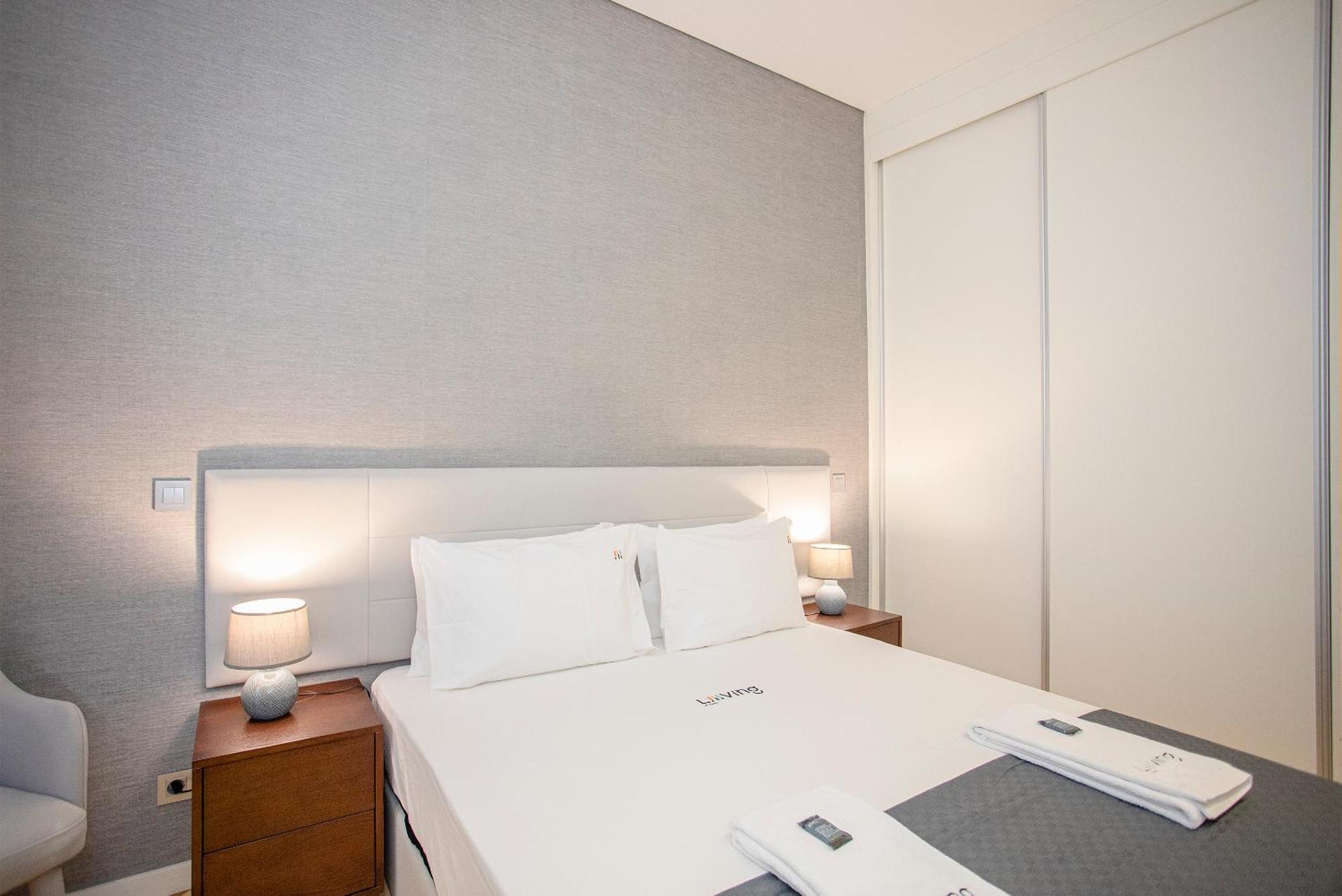 Liiiving In Porto-Mouzinho Residence Apartments Экстерьер фото
