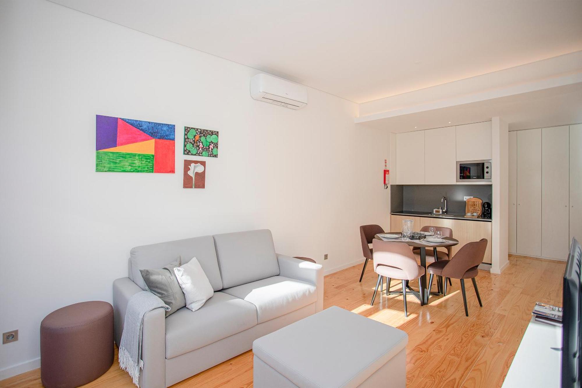 Liiiving In Porto-Mouzinho Residence Apartments Экстерьер фото