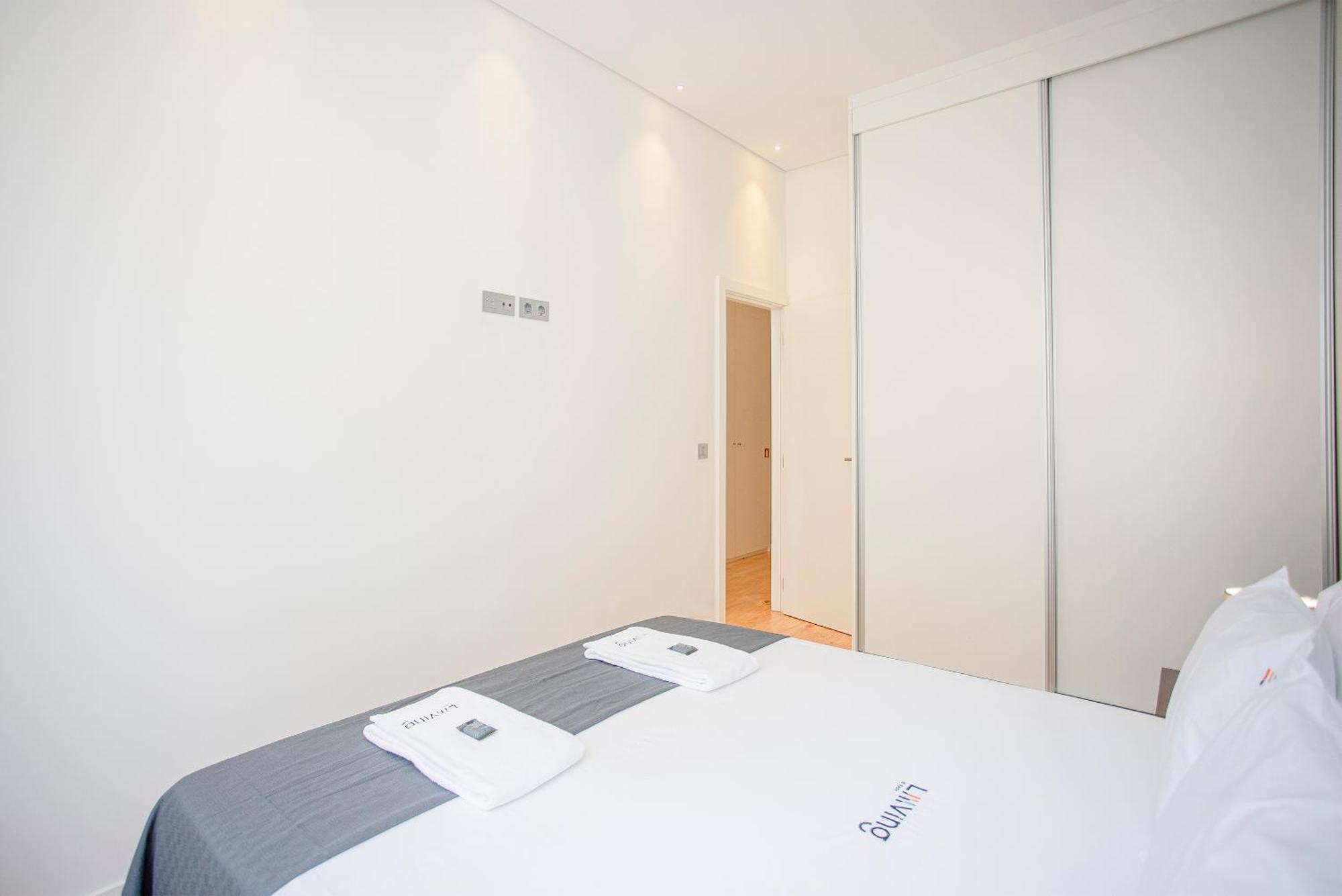 Liiiving In Porto-Mouzinho Residence Apartments Экстерьер фото